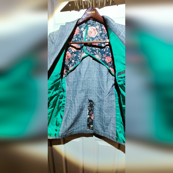 Hugo Boss Blazer - Picture 3 of 5